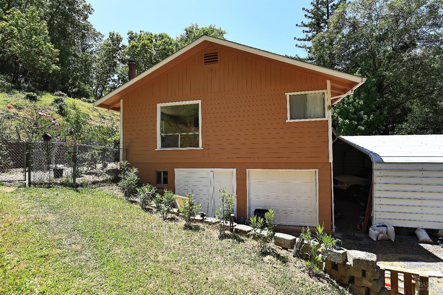 15951 Tomki Road Redwood Valley CA 95470