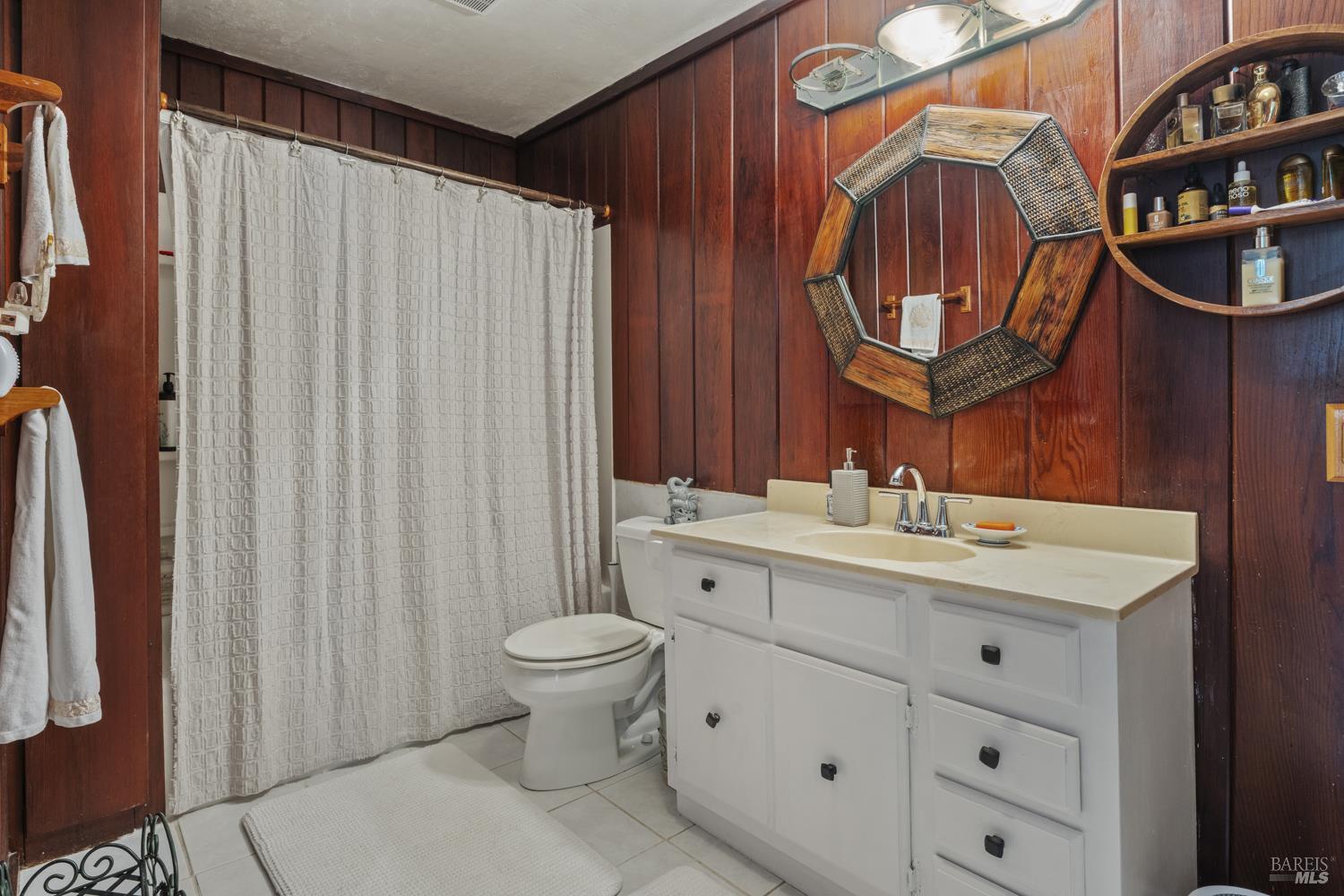 15951 Tomki Road Redwood Valley CA 95470