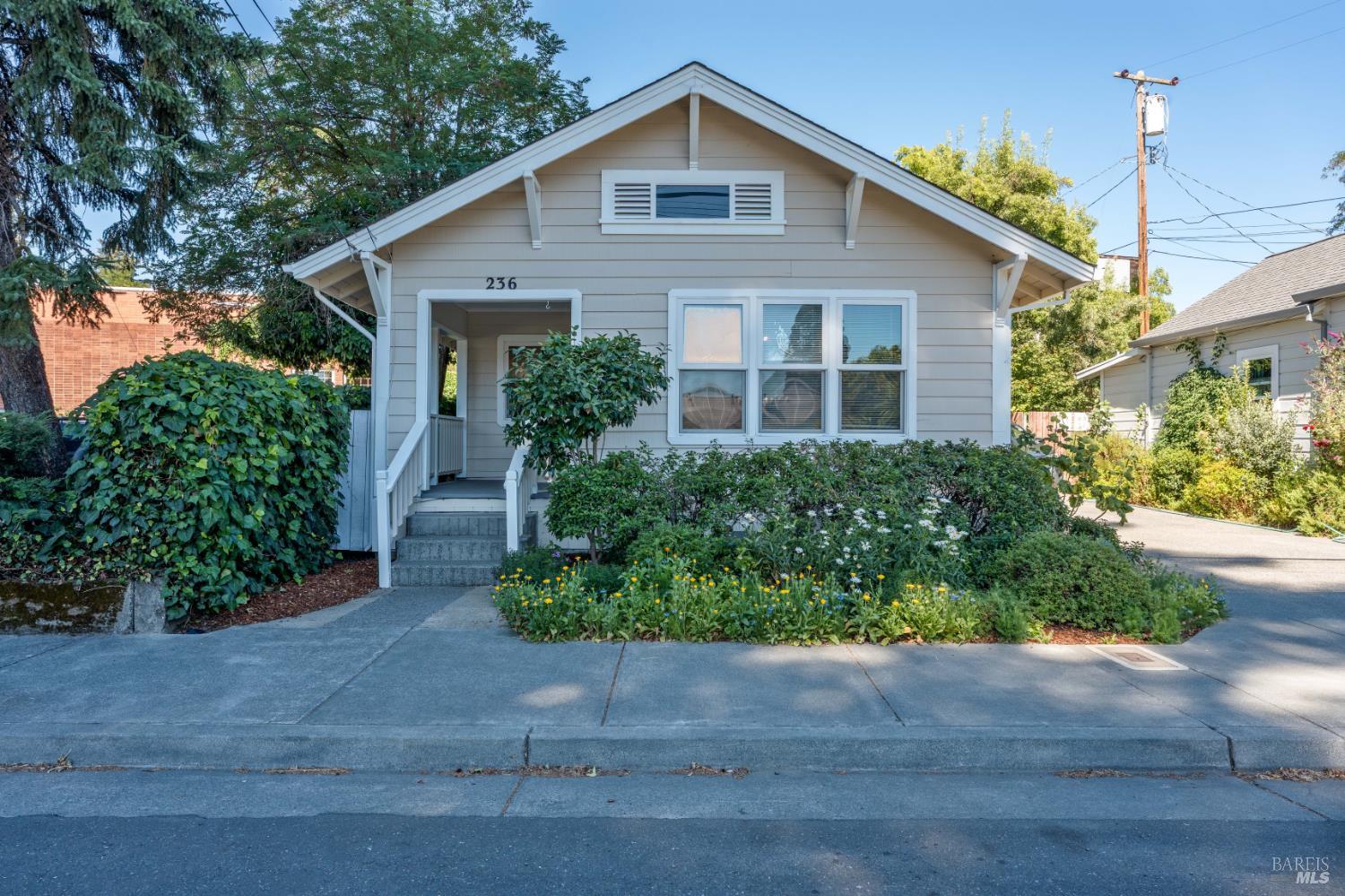 236 S Humboldt Street Willits CA 95490