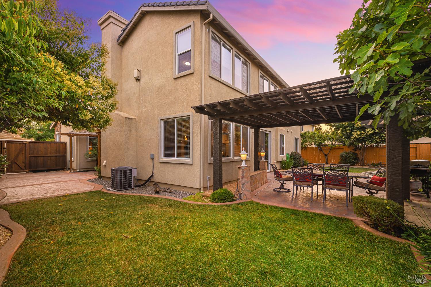 219 Snowy Owl Drive Vacaville CA 95687