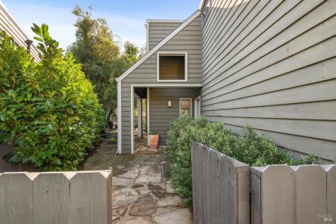 5 Creekside Drive San Rafael CA 94903
