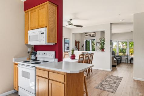 1724 Palomino Court Healdsburg CA 95448