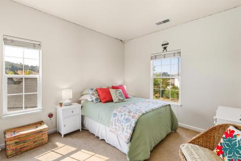 1724 Palomino Court Healdsburg CA 95448