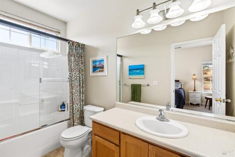 1724 Palomino Court Healdsburg CA 95448