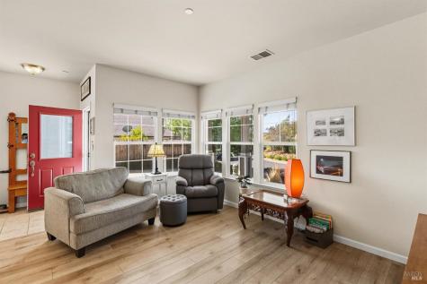1724 Palomino Court Healdsburg CA 95448