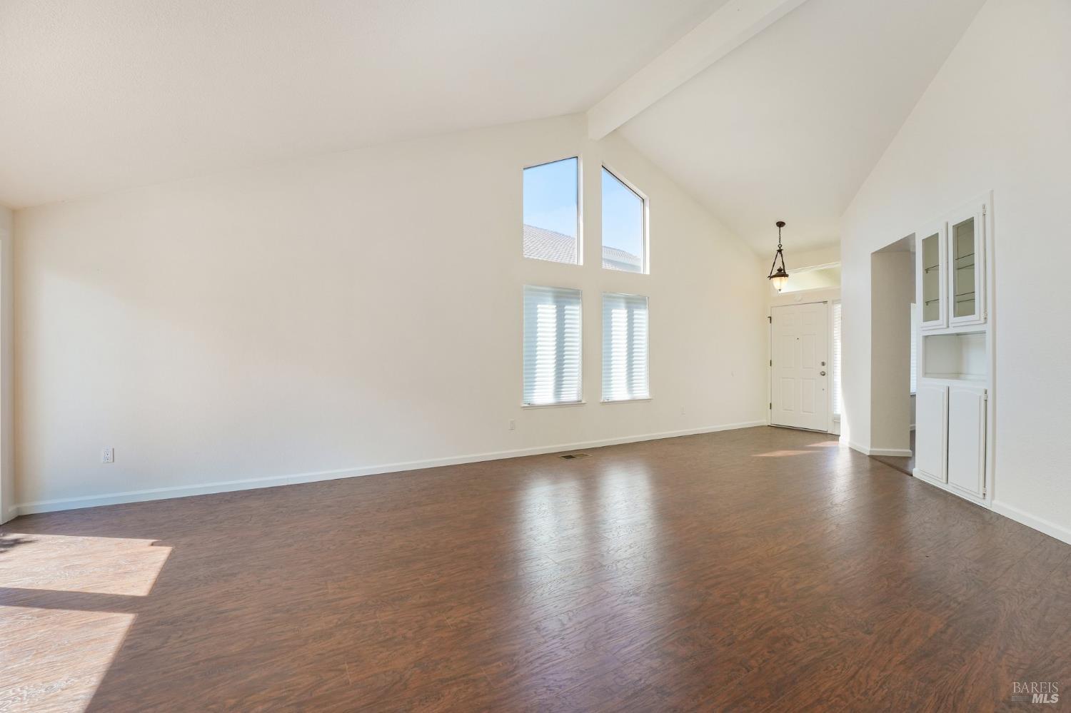 5059 Lakeview Circle Fairfield CA 94534