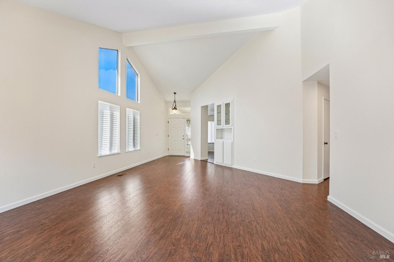 5059 Lakeview Circle Fairfield CA 94534