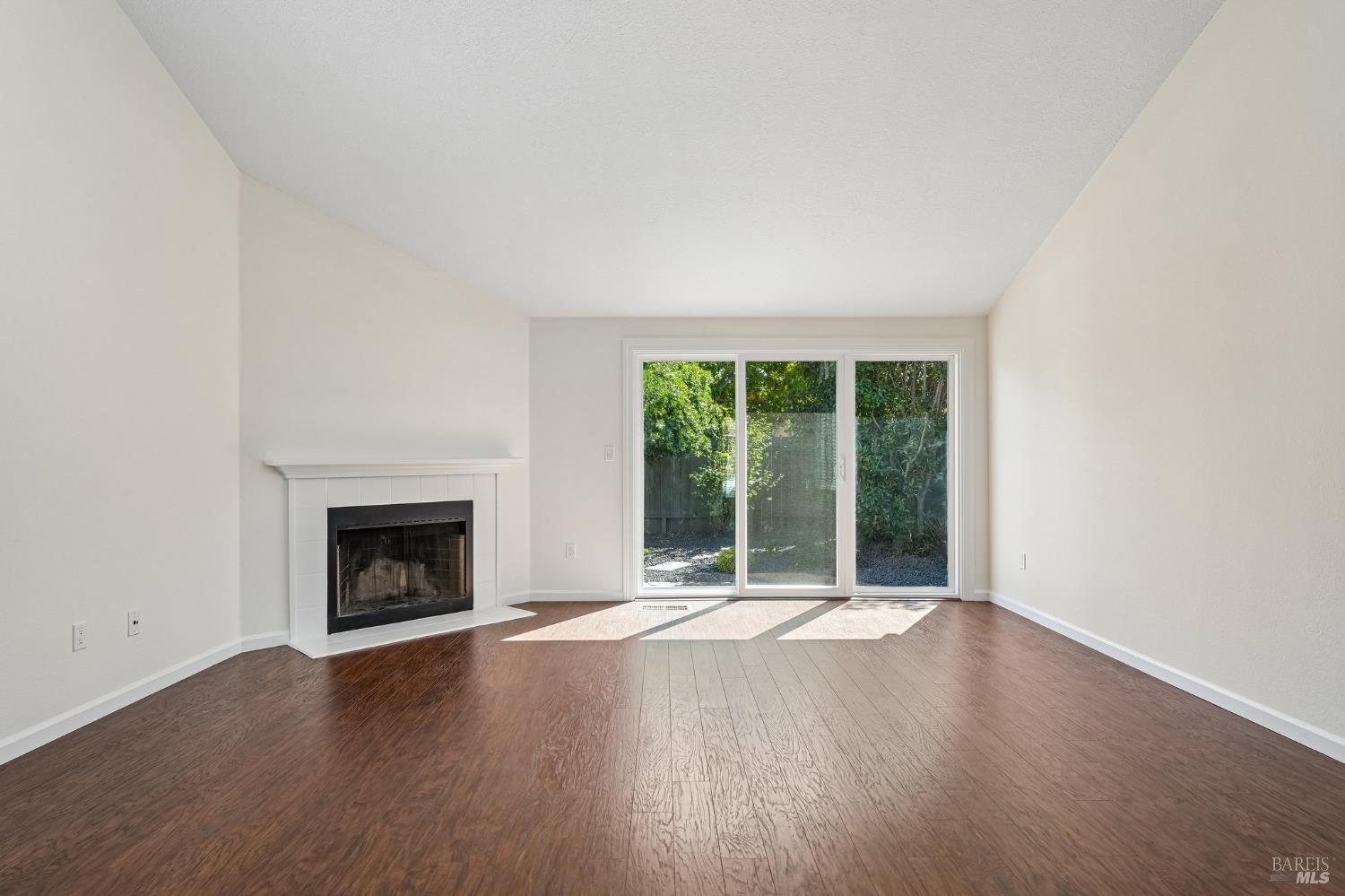 5059 Lakeview Circle Fairfield CA 94534
