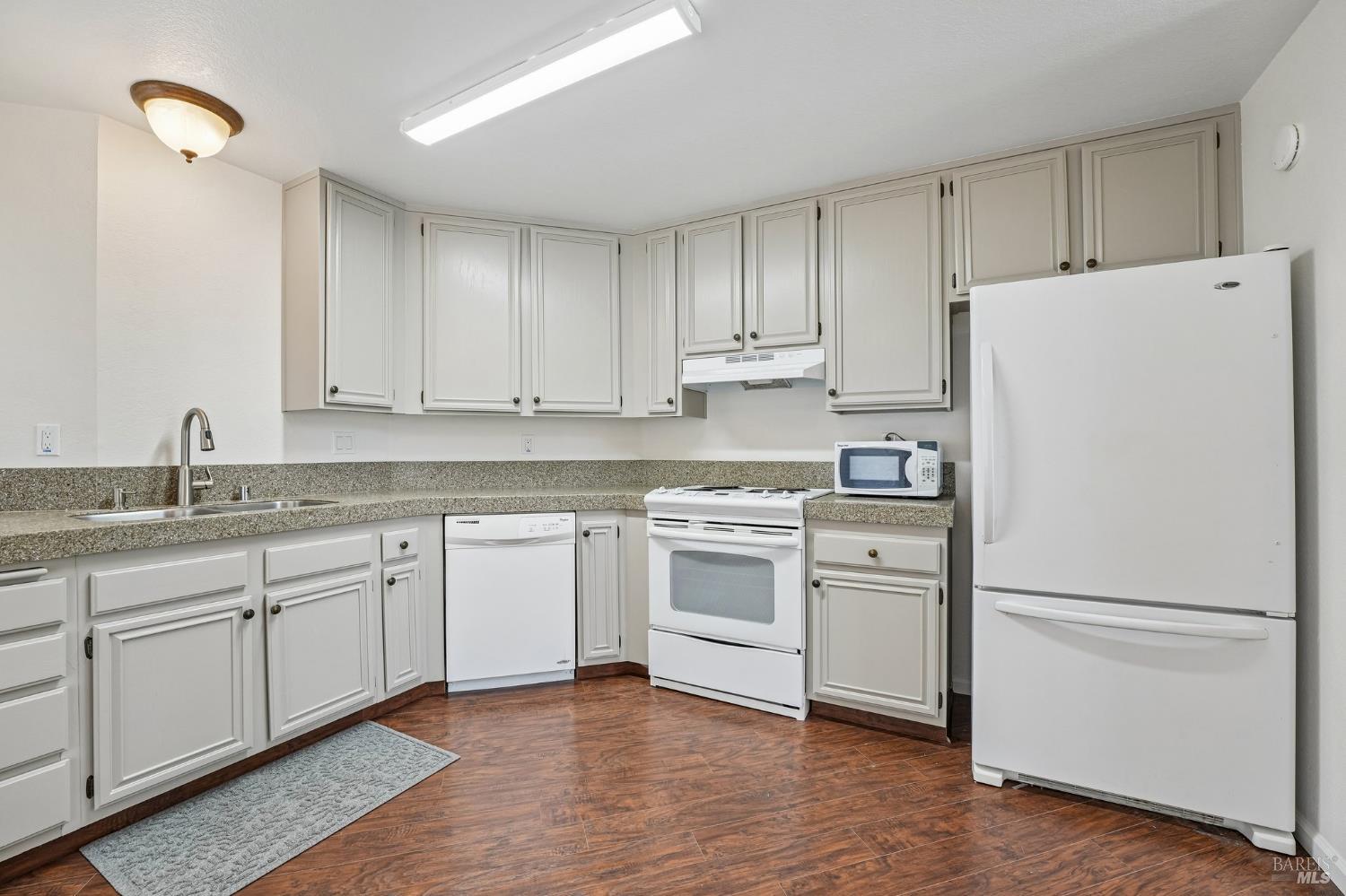 5059 Lakeview Circle Fairfield CA 94534