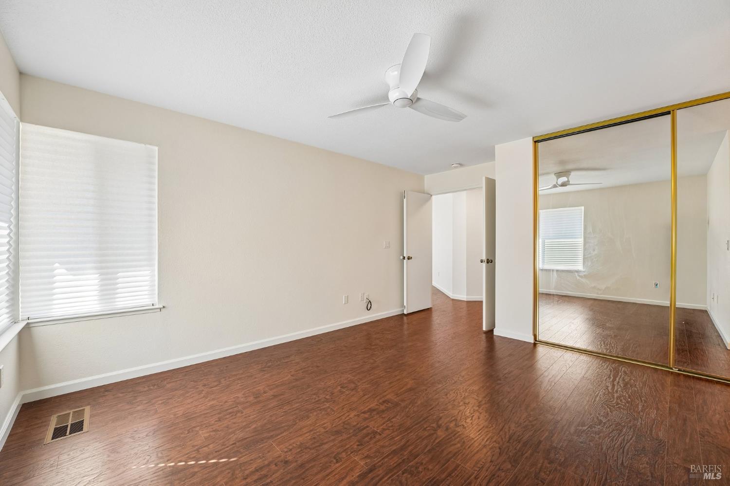 5059 Lakeview Circle Fairfield CA 94534