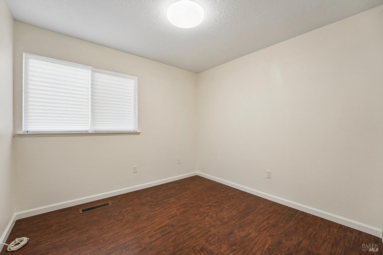 5059 Lakeview Circle Fairfield CA 94534