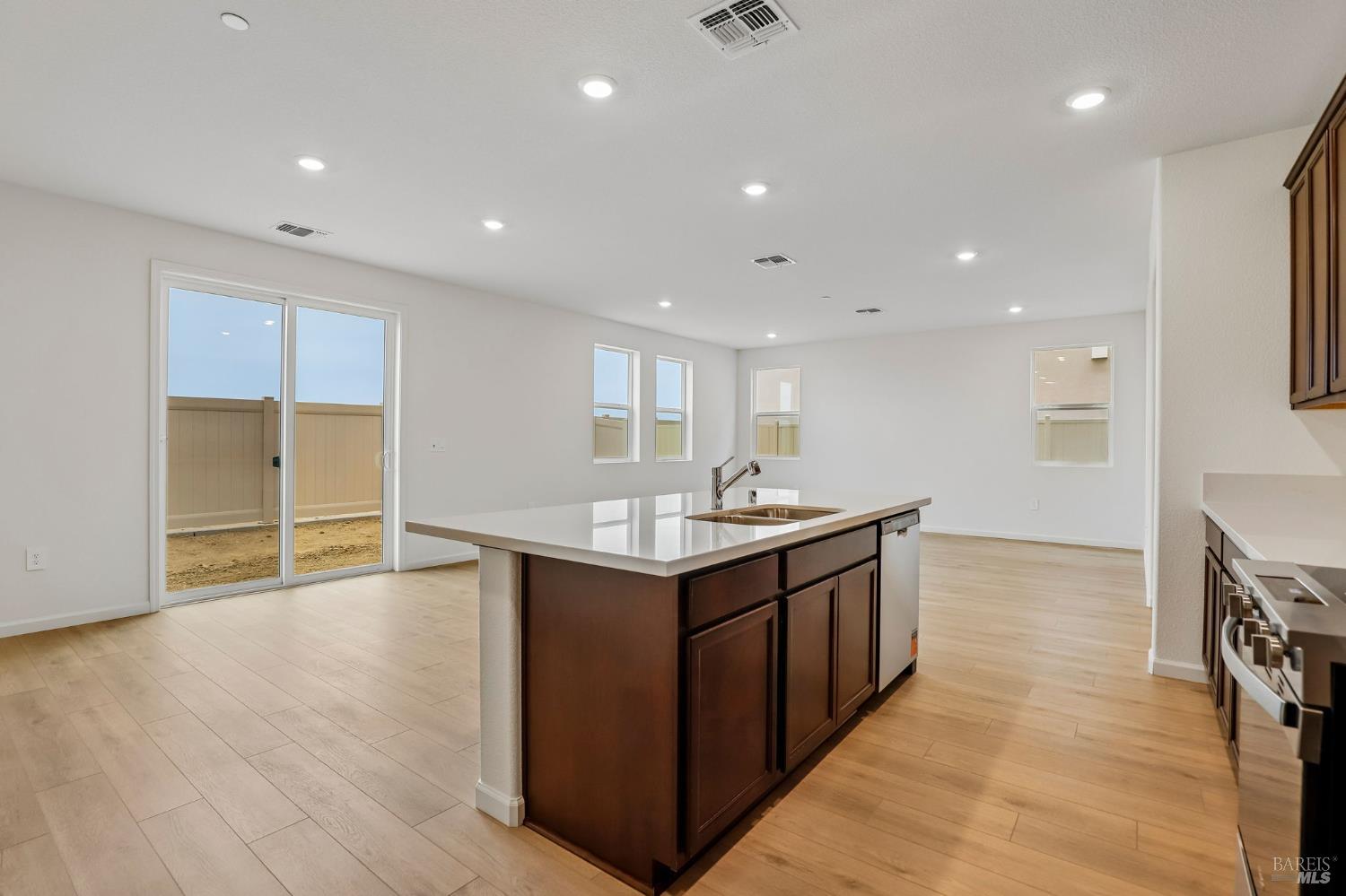 5880 Trailblaze Drive Fairfield CA 94533