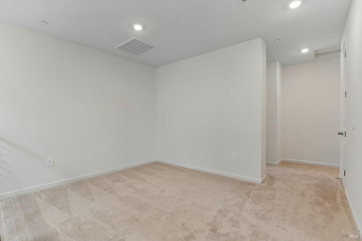 5880 Trailblaze Drive Fairfield CA 94533