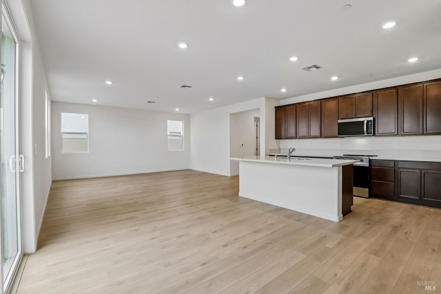 5880 Trailblaze Drive Fairfield CA 94533