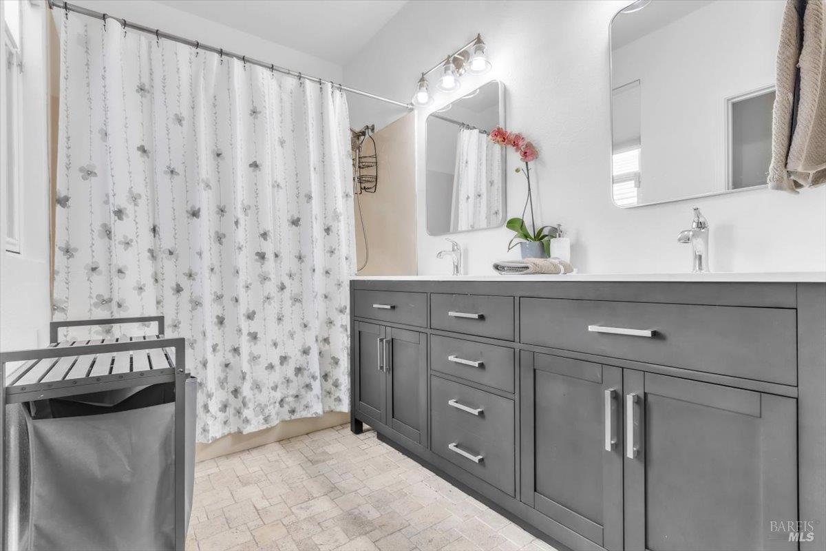 5273 Venus Drive Fairfield CA 94534