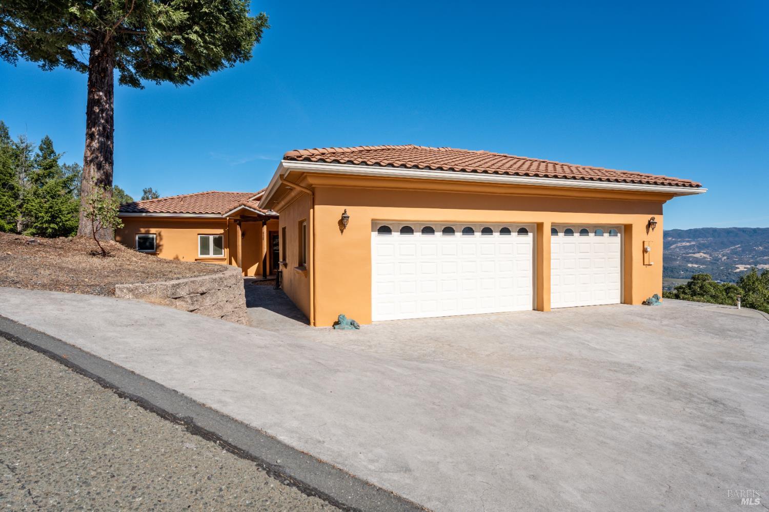 325 Janix Drive Ukiah CA 95482