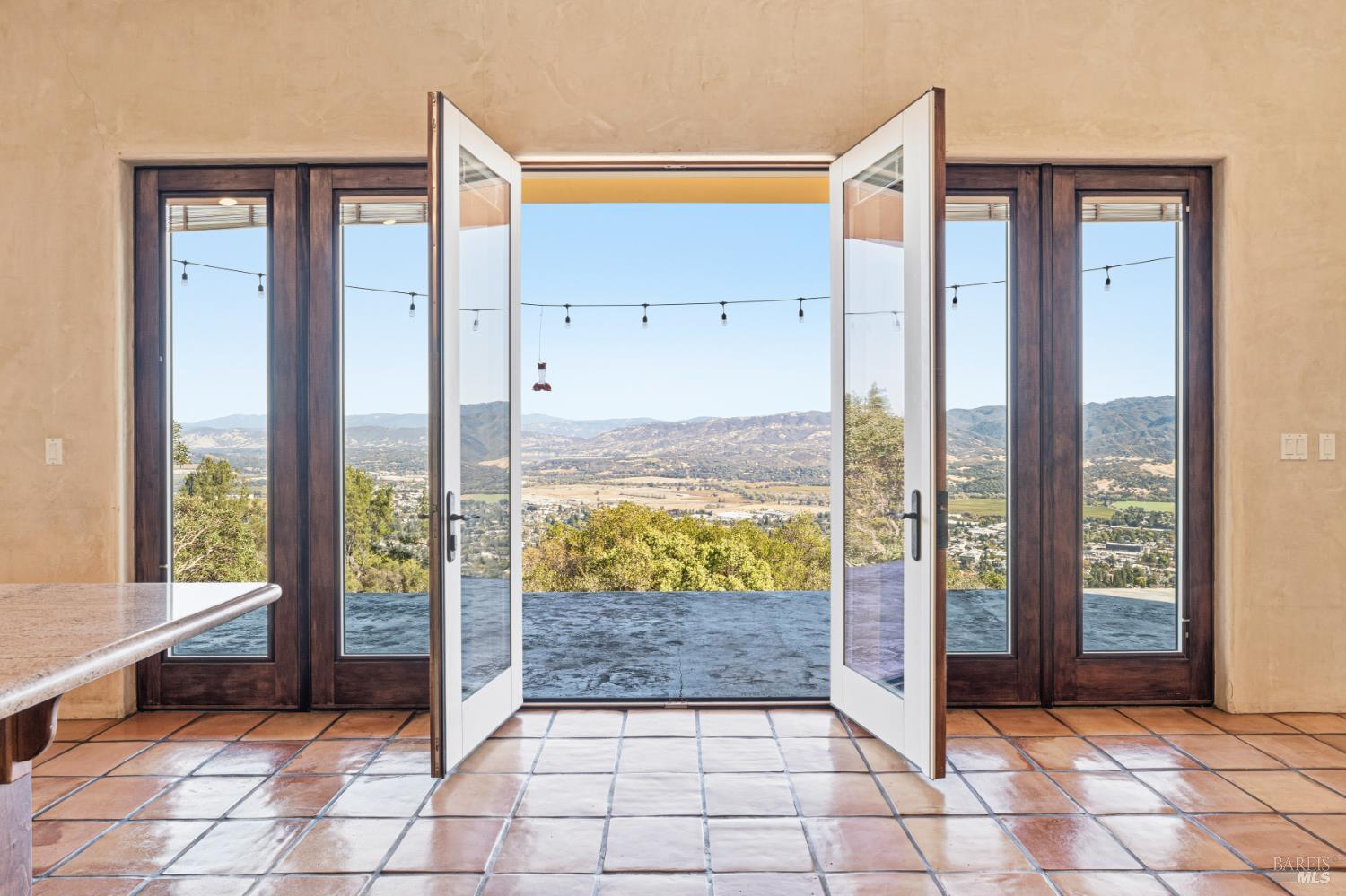325 Janix Drive Ukiah CA 95482