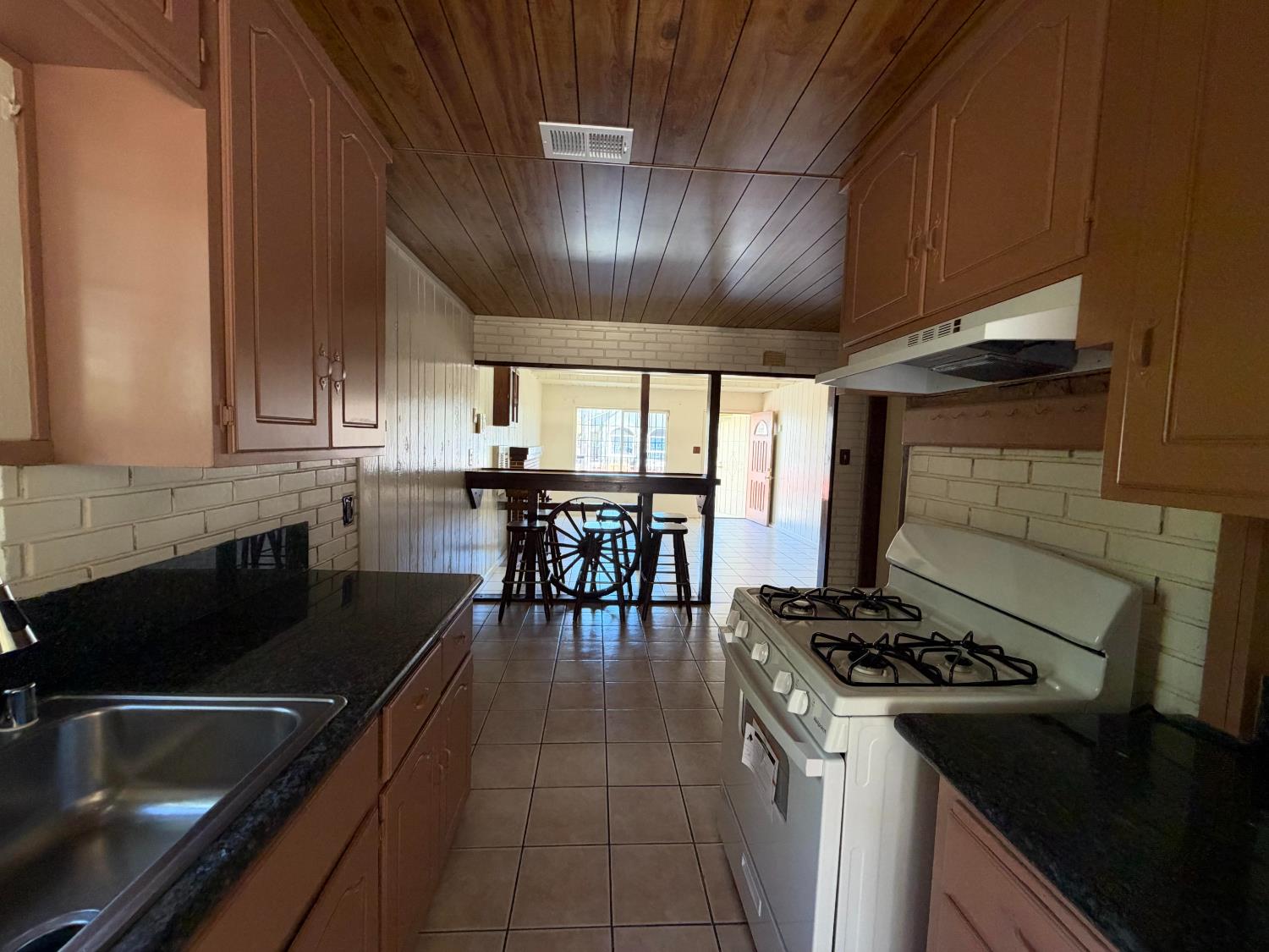 4046 Washington Avenue Sacramento CA 95820