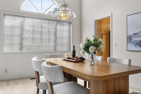 421 Tee Drive Healdsburg CA 95448