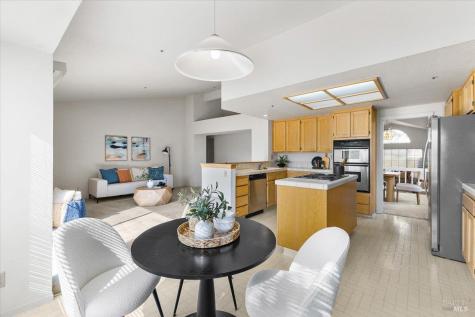 421 Tee Drive Healdsburg CA 95448