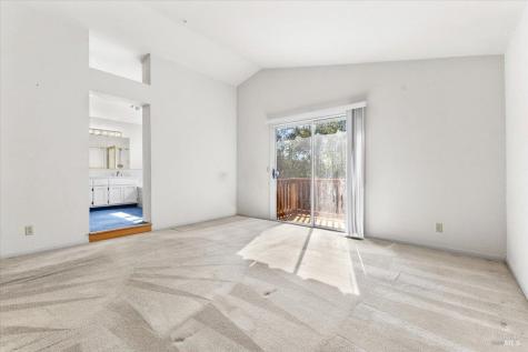 421 Tee Drive Healdsburg CA 95448