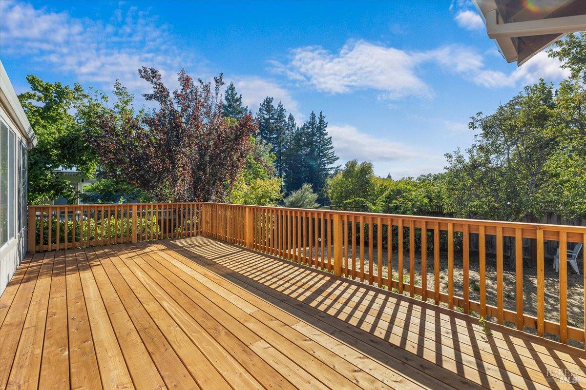 421 Tee Drive Healdsburg CA 95448