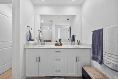 2130 Owens Place Rohnert Park CA 94928