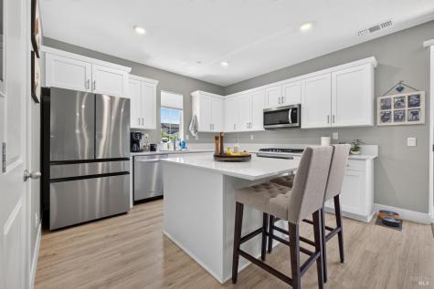 2130 Owens Place Rohnert Park CA 94928