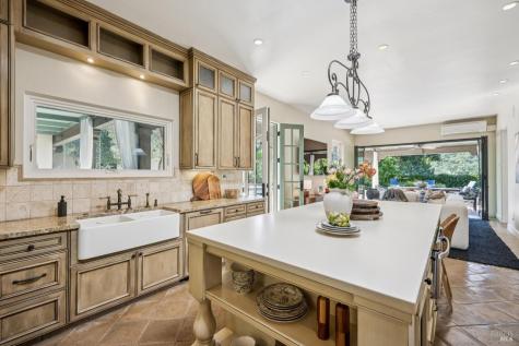 13230 Arnold Drive Glen Ellen CA 95442