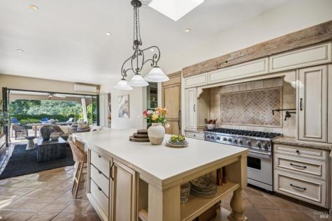13230 Arnold Drive Glen Ellen CA 95442