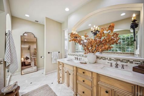 13230 Arnold Drive Glen Ellen CA 95442