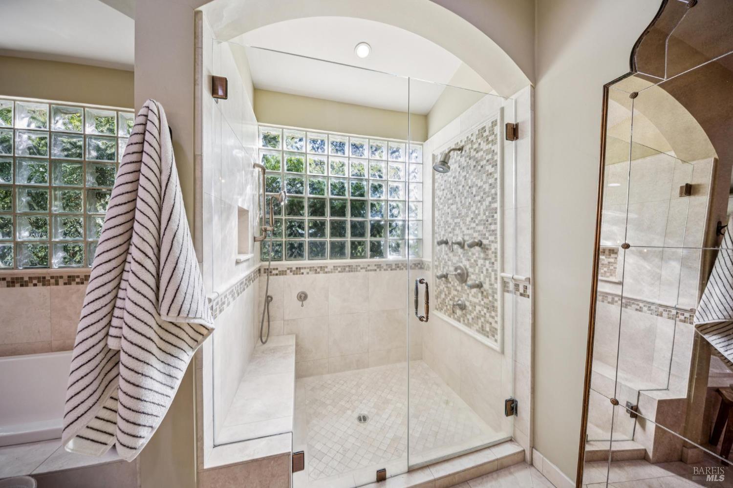 13230 Arnold Drive Glen Ellen CA 95442