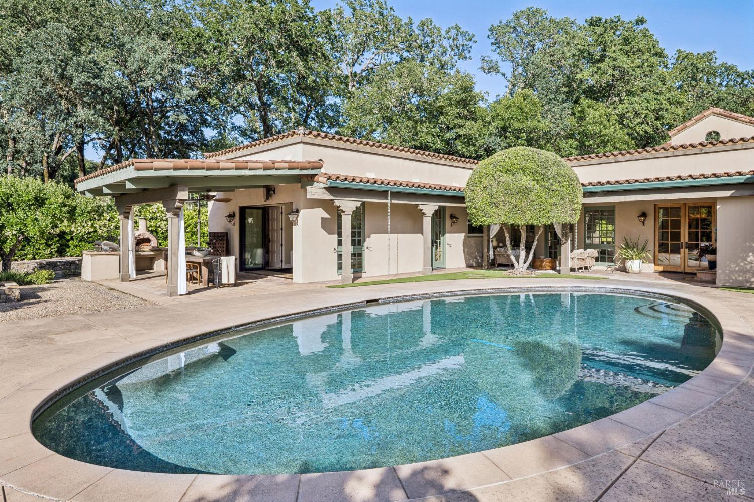 13230 Arnold Drive Glen Ellen CA 95442