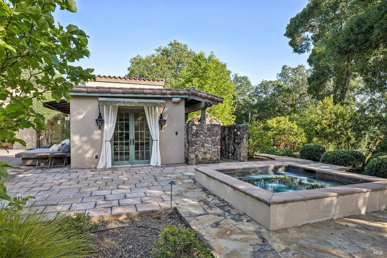 13230 Arnold Drive Glen Ellen CA 95442