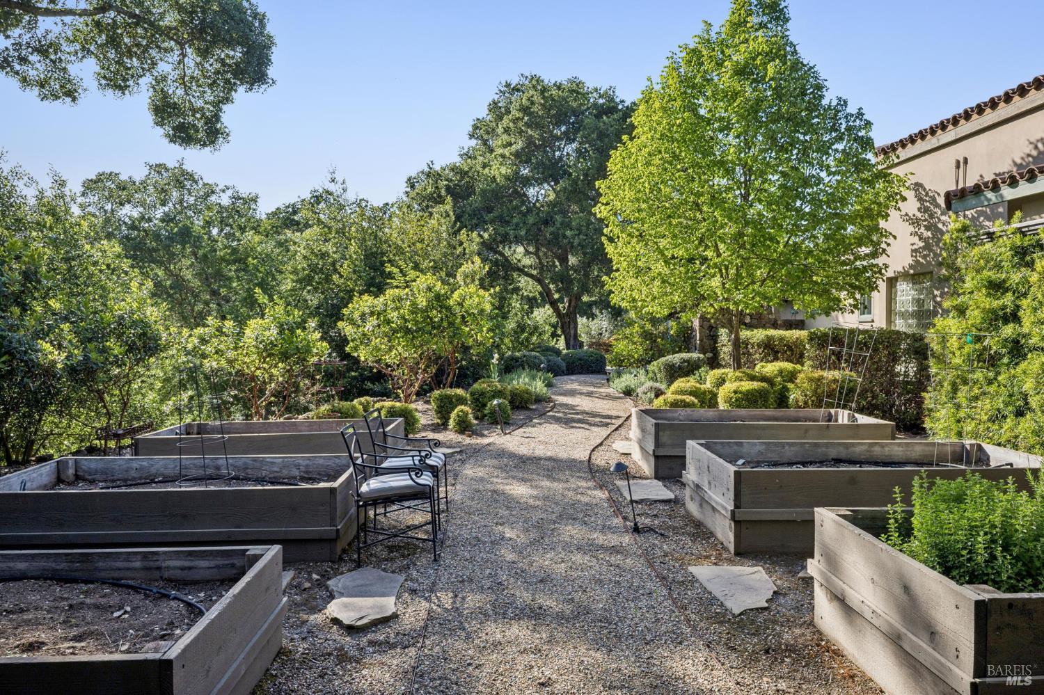 13230 Arnold Drive Glen Ellen CA 95442