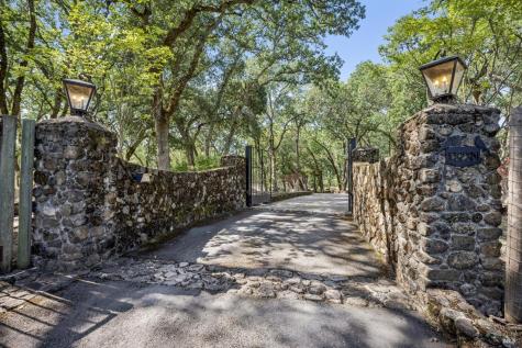 13230 Arnold Drive Glen Ellen CA 95442