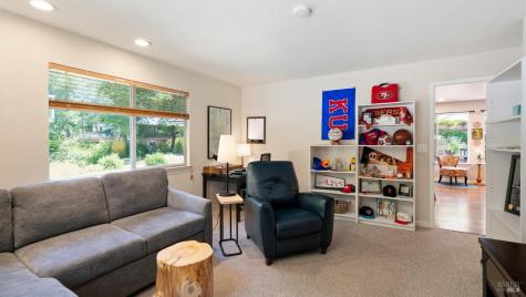 4794 Valley Quail Lane Santa Rosa CA 95401