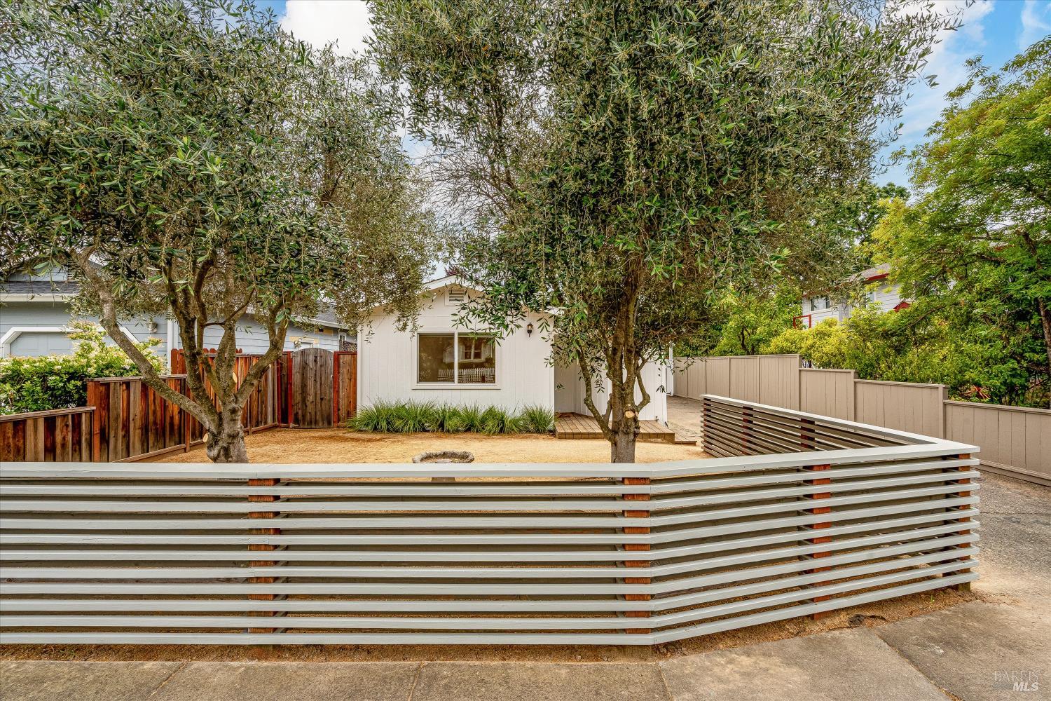 259 W Macarthur Street Sonoma CA 95476