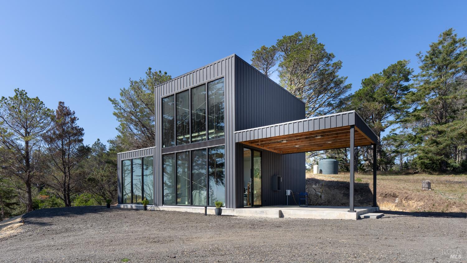 30101 S Highway 1 Gualala CA 95445