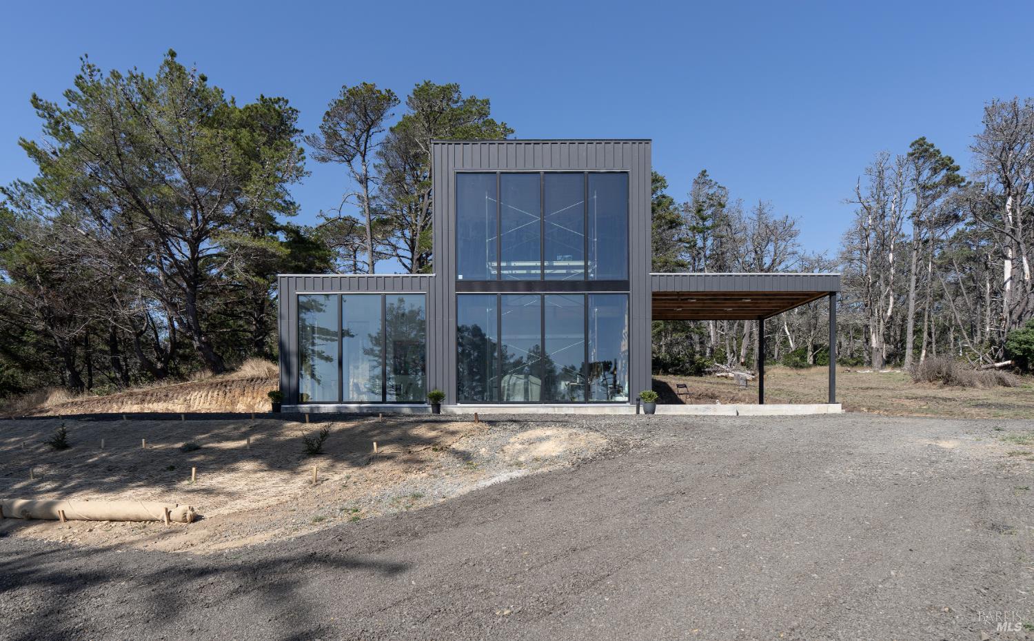 30101 S Highway 1 Gualala CA 95445