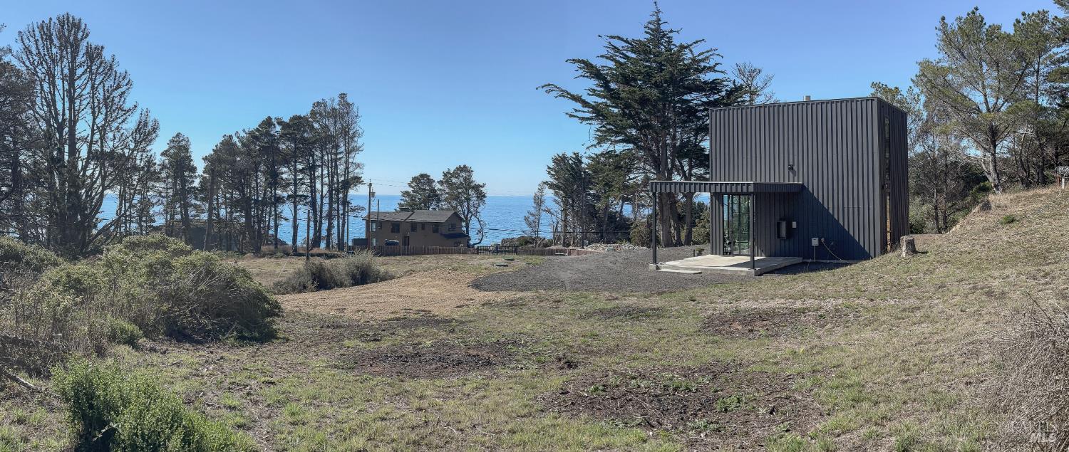 30101 S Highway 1 Gualala CA 95445