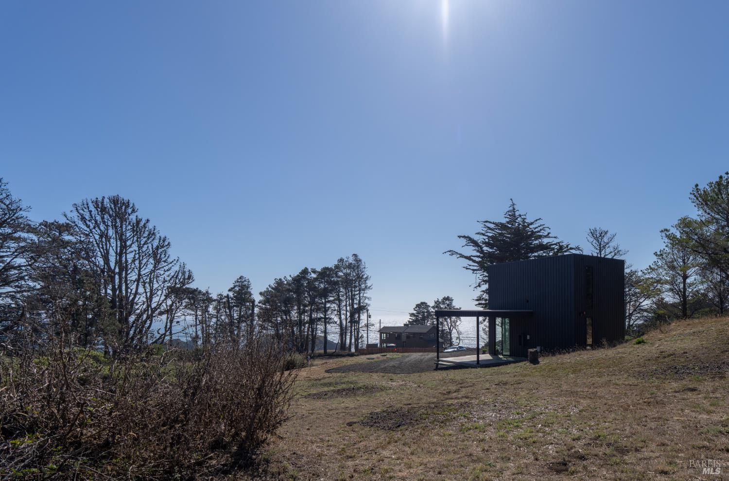 30101 S Highway 1 Gualala CA 95445