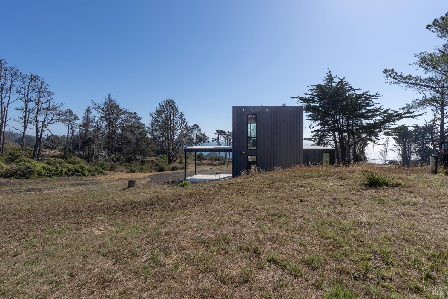 30101 S Highway 1 Gualala CA 95445