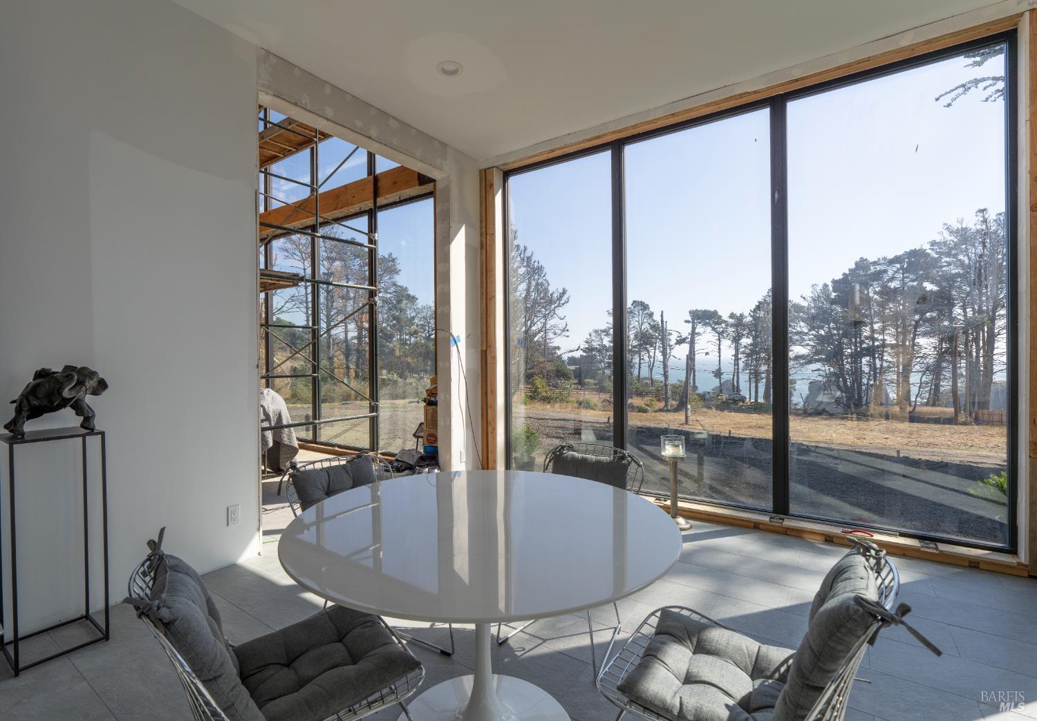 30101 S Highway 1 Gualala CA 95445