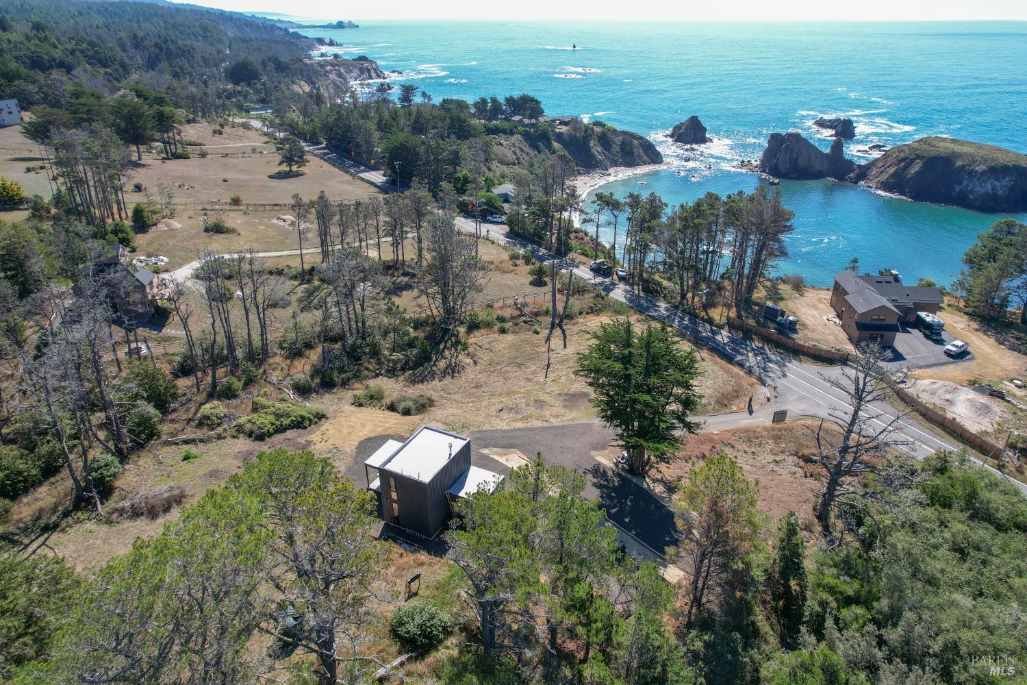 30101 S Highway 1 Gualala CA 95445