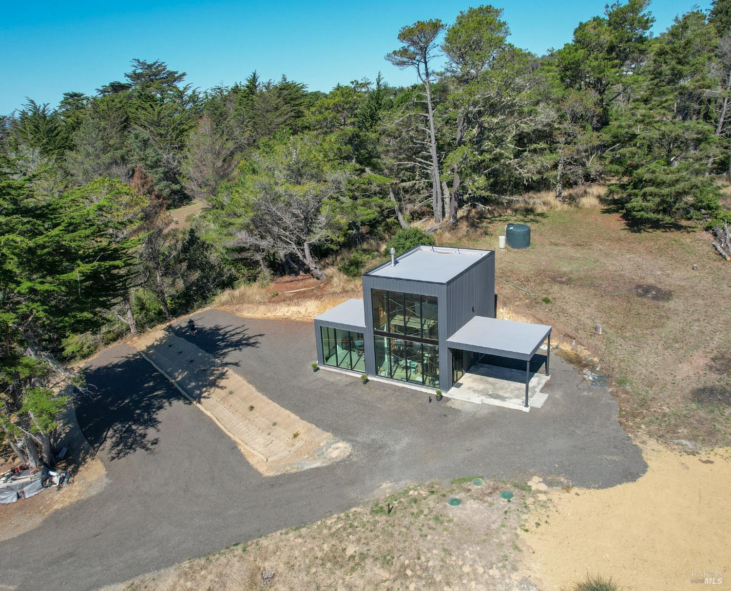 30101 S Highway 1 Gualala CA 95445