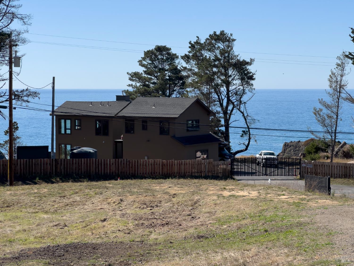 30101 S Highway 1 Gualala CA 95445