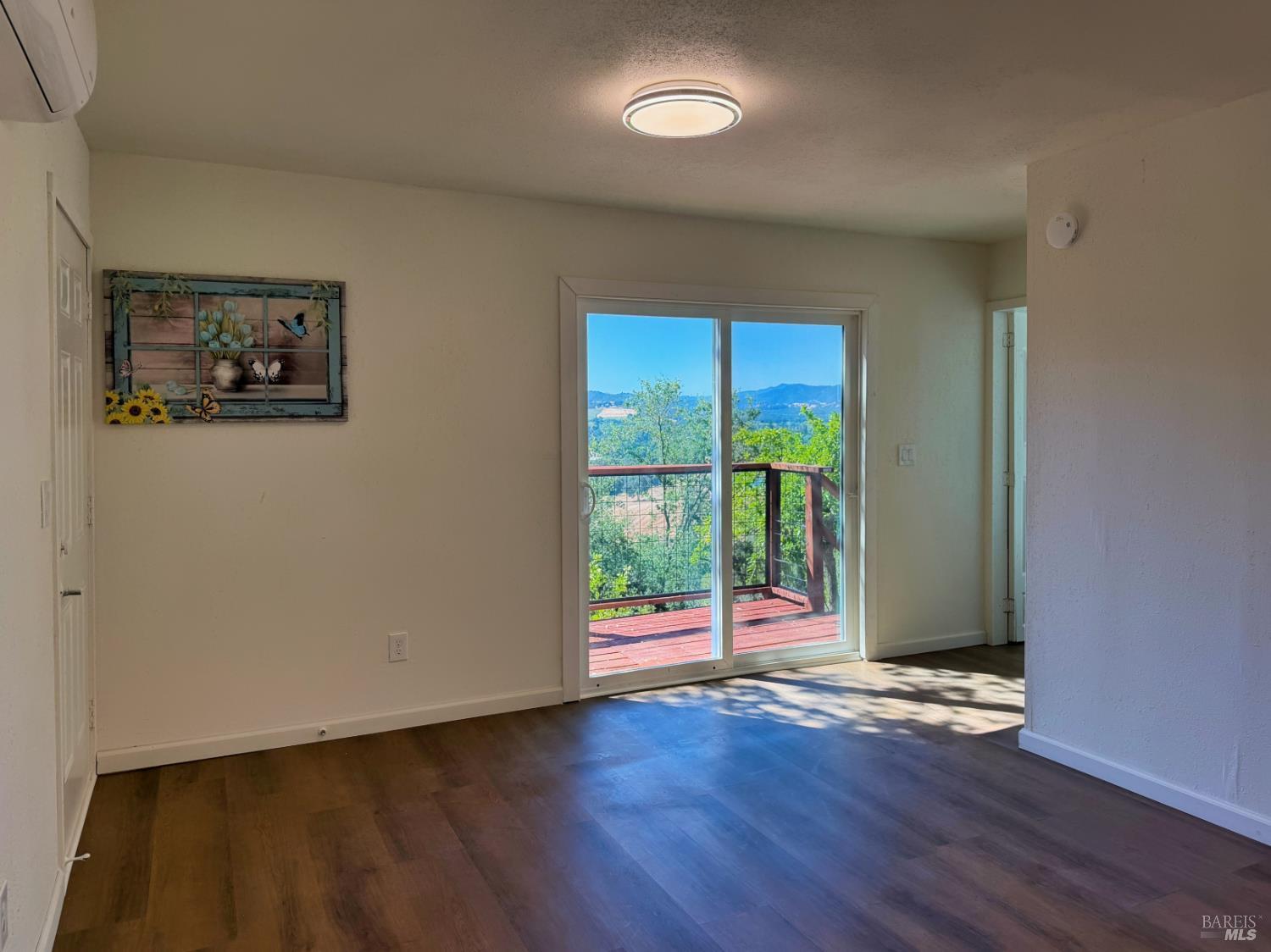 1979 Ridge Road Ukiah CA 95482