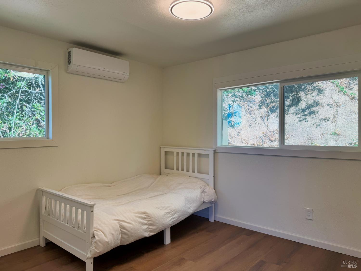 1979 Ridge Road Ukiah CA 95482