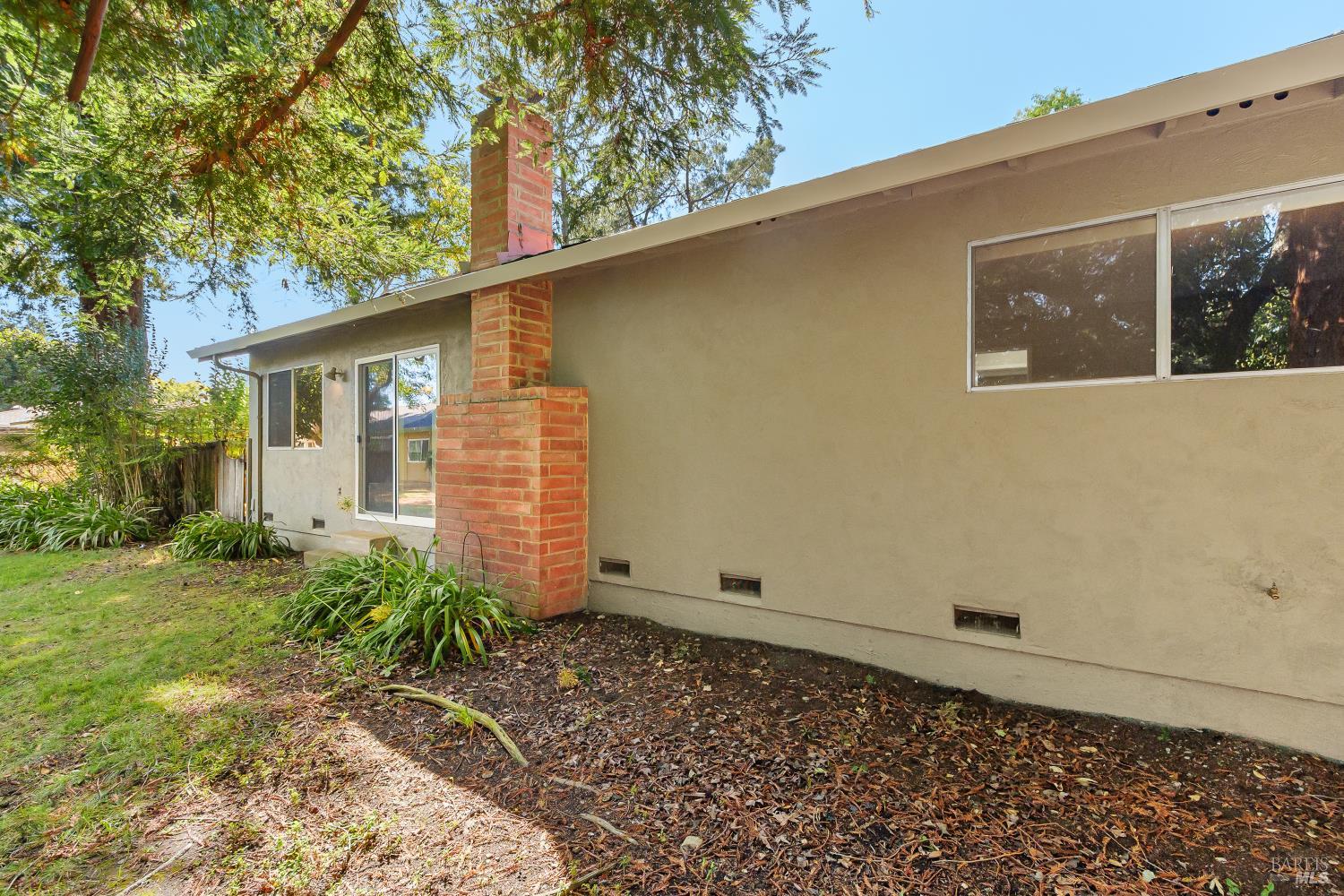 153 Temelec Circle Sonoma CA 95476